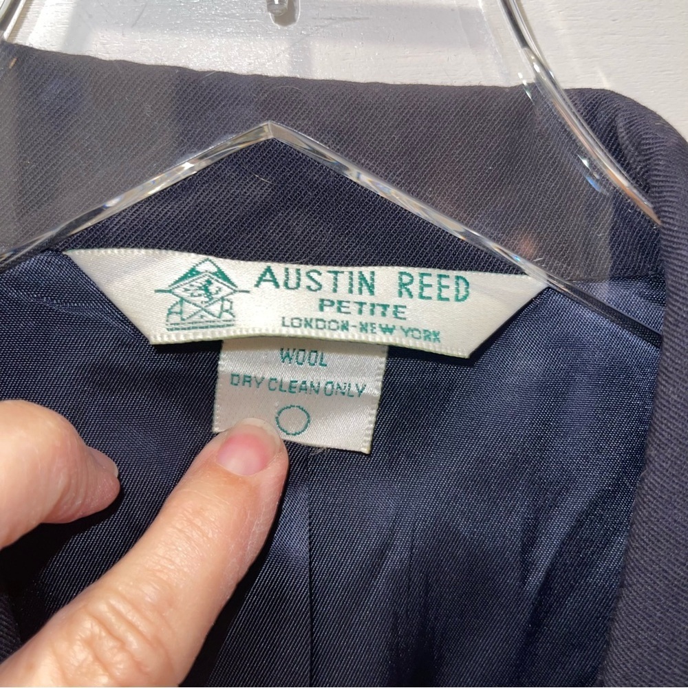 Austin Reed Vintage Navy Blue Wool Blazer Womens Size 16W P - Picture 2 of 8